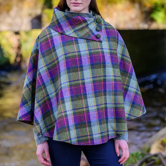 Irischer Wollponcho – zeitloser Klassiker mit besonderem Charme