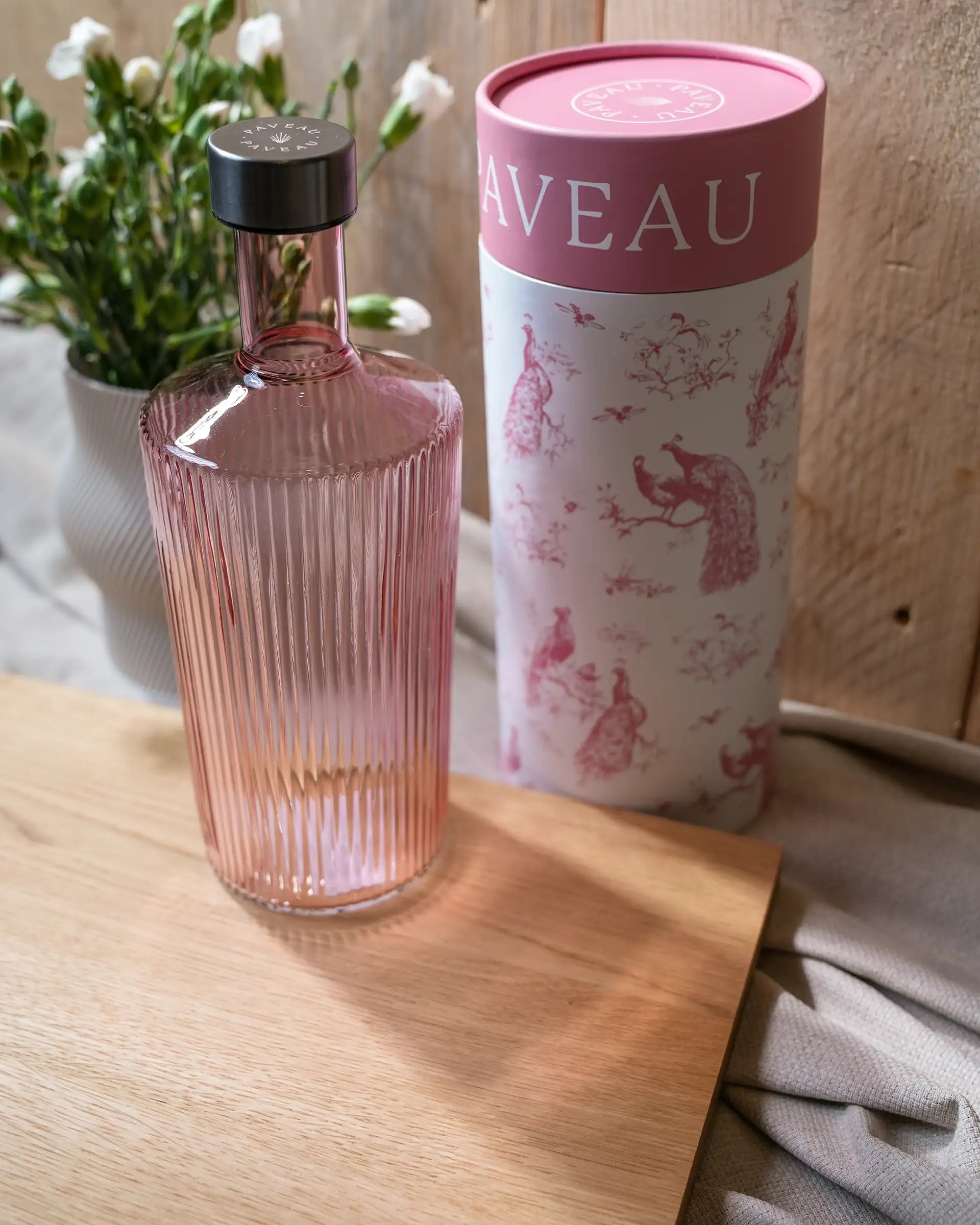 Paveau Ribbed Bottle