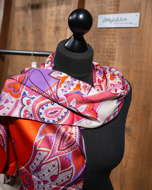 Paisley - Tuch - designed in England