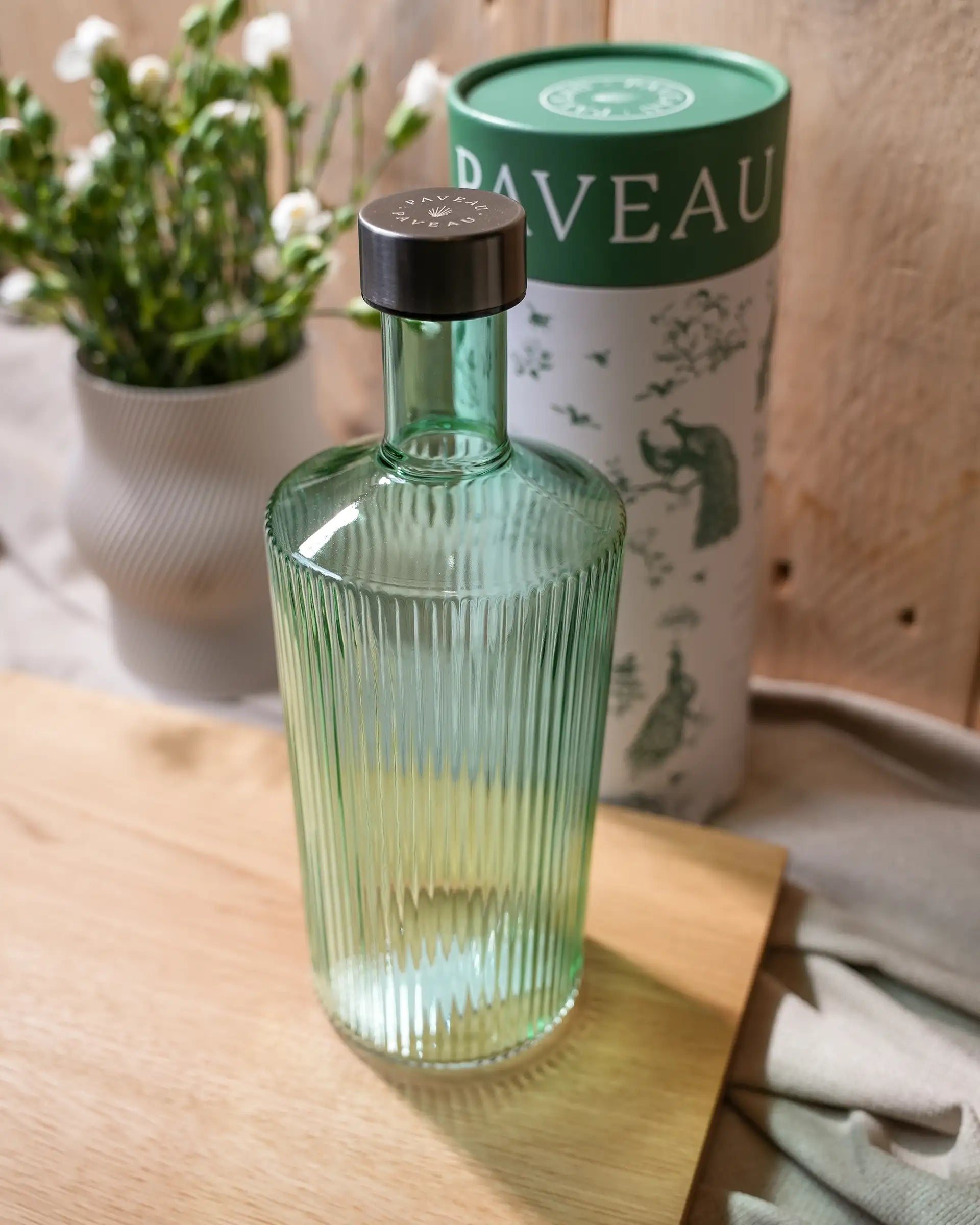 Paveau Ribbed Bottle