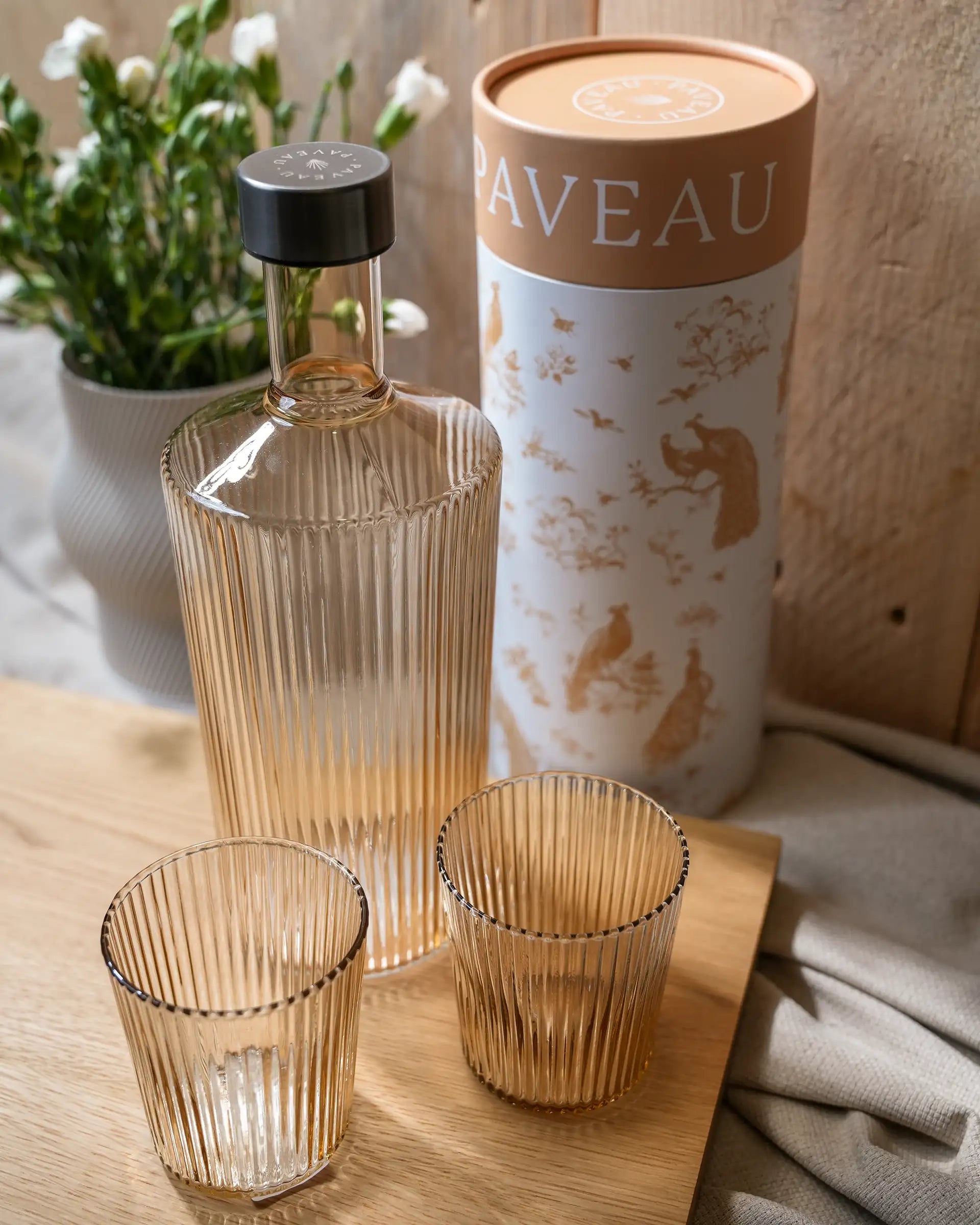 Paveau Ribbed Bottle