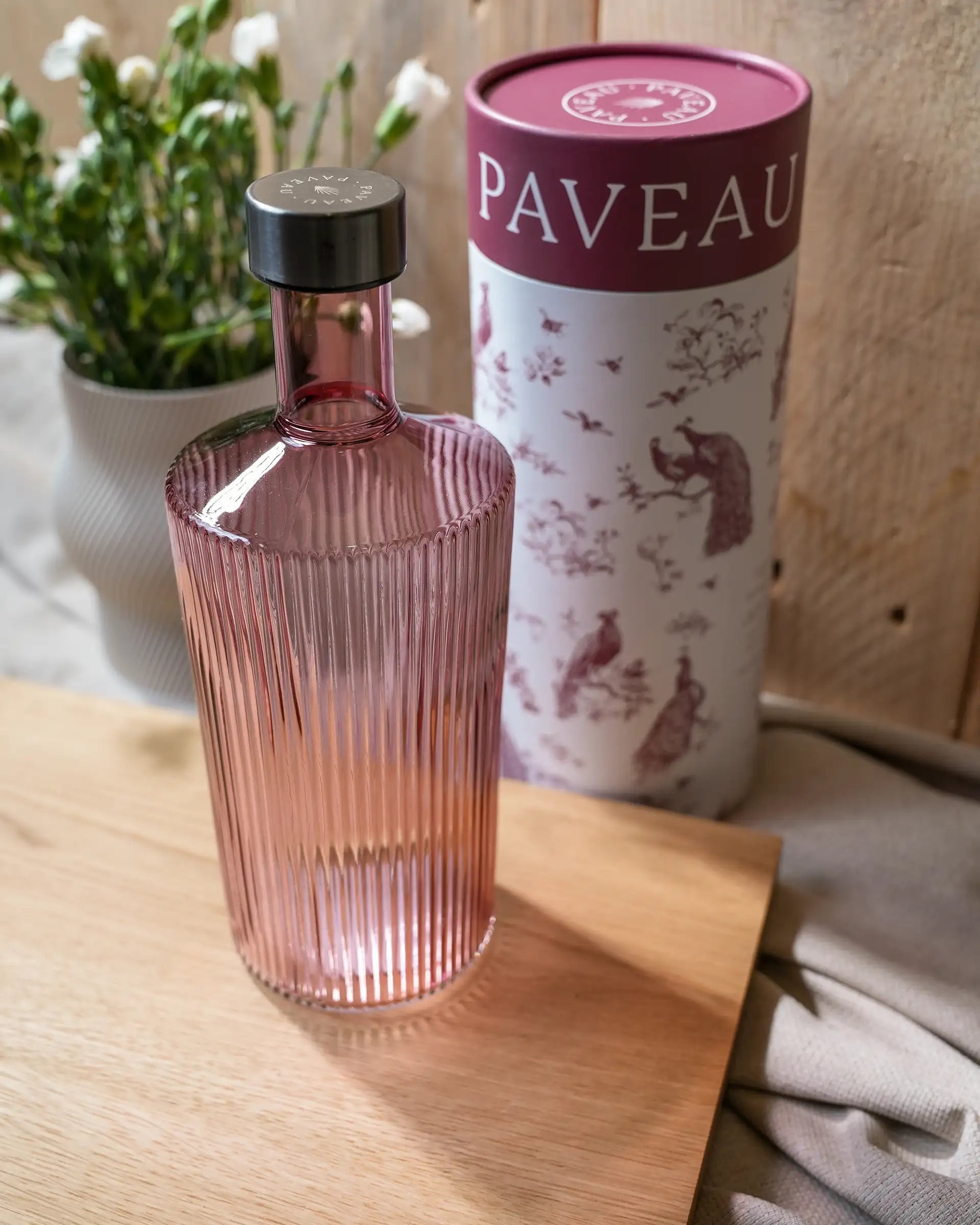 Paveau Ribbed Bottle